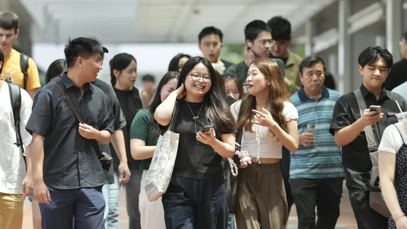 Over 60% of students get better outcomes after seeking university admission review