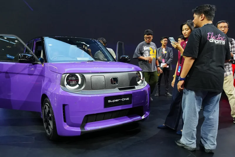 Honda doubles profit as motorcycles and a weak yen fuel its post‑EV writedown comeback