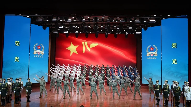 Hong Kong garrison holds reception marking 99th anniversary of PLA’s founding