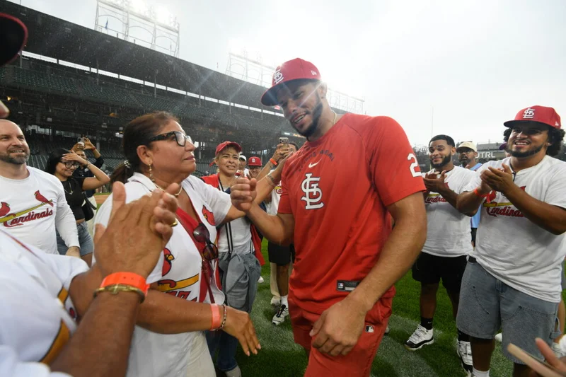 Joshua Báez of the Cardinals hits 3 homers in his first 3 at-bats in a historic major league debut
