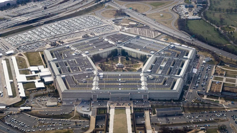 Report: Pentagon is emailing military experts and asking best way to 'punish' Iran
