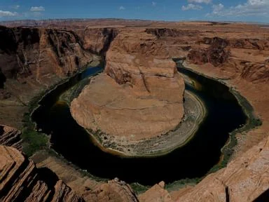 Feds order steep Colorado River water cuts for Arizona, California and Nevada