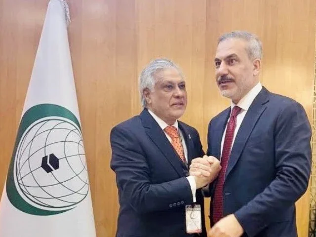 Turkish counterpart invites FM Dar to Regional 4 Foreign Ministers’ Meeting in Istanbul