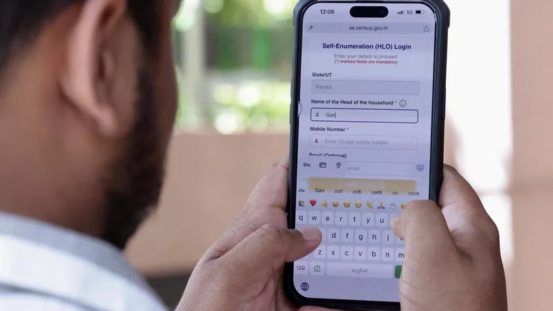 Self-enumeration exercise for India's 16th Census kicks-off in West Bengal