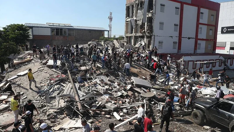 At least 47 dead after powerful earthquake shakes western Colombia
