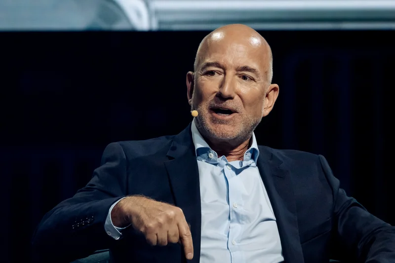 Jeff Bezos just filed to sell $4 billion in Amazon. The shares are falling