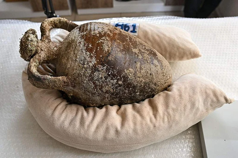2,000-year-old Roman shipwreck carrying wine jars found off Sicilian coast