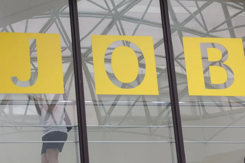 Youth loan defaults raise questions about Korea's policy lending model