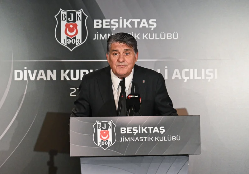 Beşiktaş shift focus to Vlahovic after 'walking away' from Salah