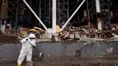 Tonnes of rotting food from vast LA warehouse fire creates unbearable stench