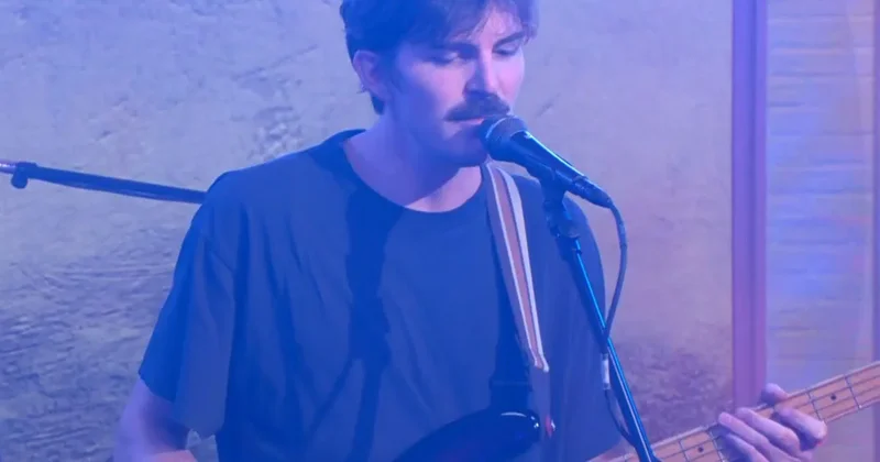 Saturday Sessions: Houndmouth performs "Never Gonna Die"