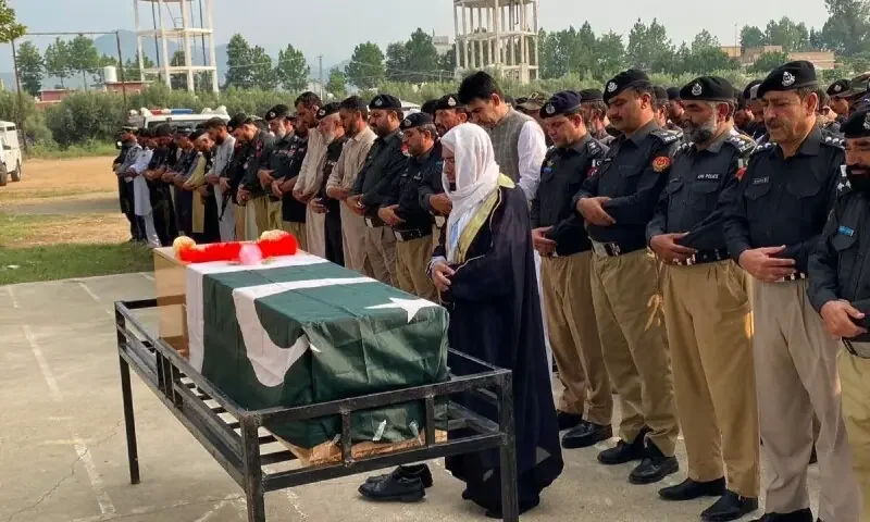Cop martyred, another injured in terrorist attack on police post in Bajaur