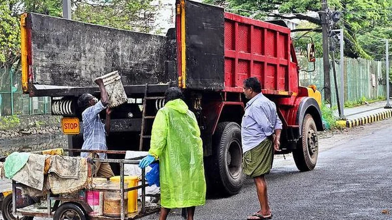 Kochi Corporation proposes new waste treatment facility at Brahmapuram amidst Opposition protest