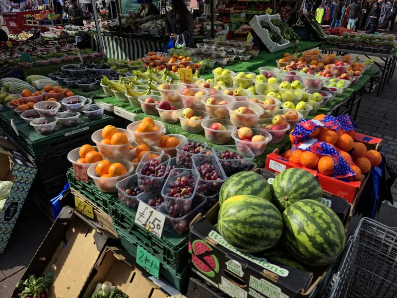 Argentines Are Buying Half as Much Fruit and Veg