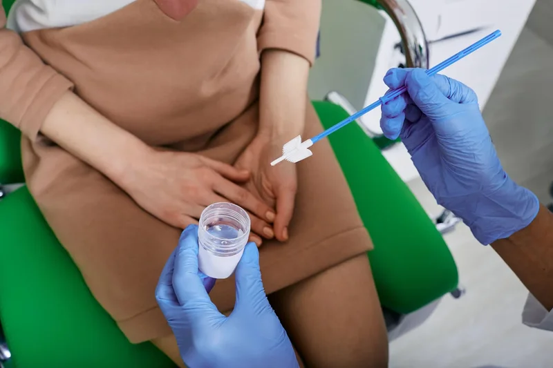 Experts respond to claims that smear tests use ‘cancer-causing’ chemicals