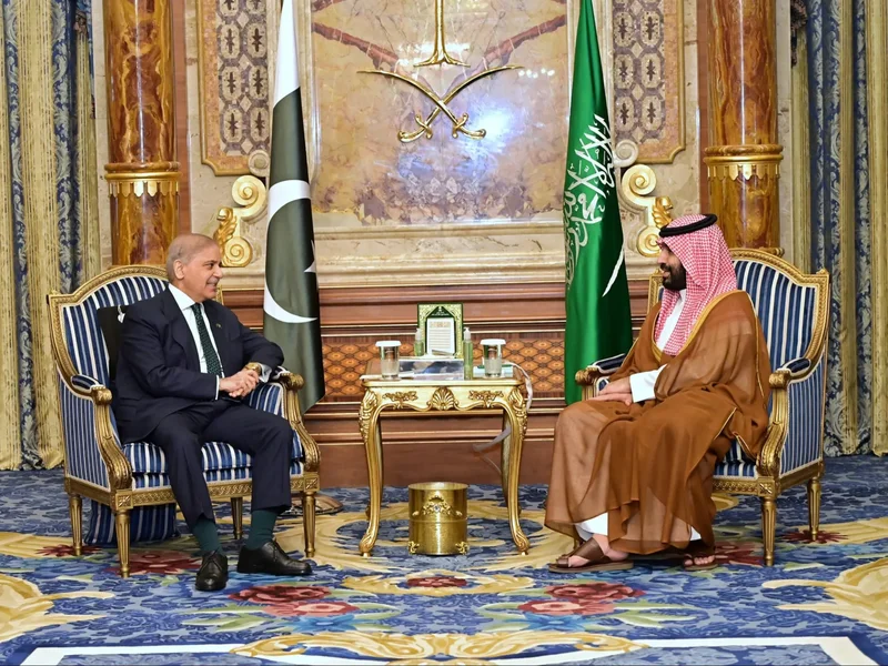 Why is Pakistan PM Shehbaz Sharif visiting Saudi Arabia amid Gulf tensions?