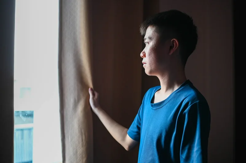 Cutting health benefits for young people could push thousands into poverty, charities warn