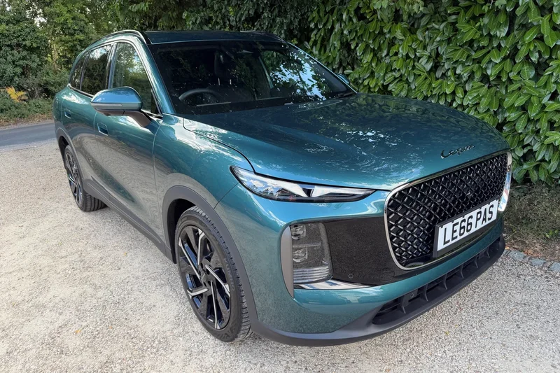 Lepas L8 plug-in hybrid review: It’s properly posh without the price tag