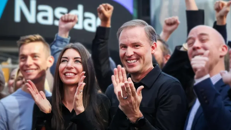 Two Divorces, Ten Children And A $2 Billion Fortune: Meet The Utah Couple Behind An E-Commerce Empire