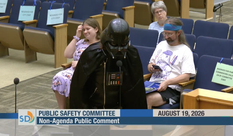 'Darth Vader' Wants Flock in San Diego