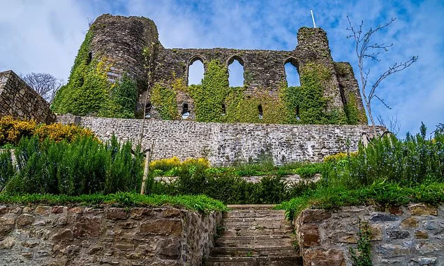 800-year-old abandoned fortress gets £18million refurb to transform it from crumbling ruin to major tourist attraction