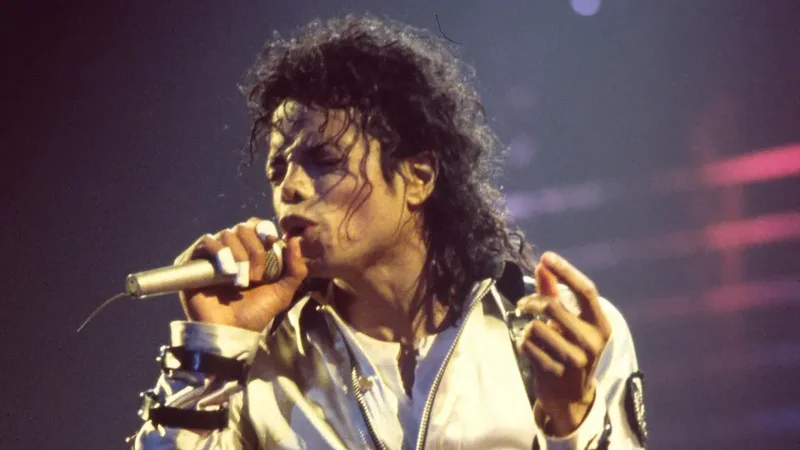 Michael Jackson Rules Multiple Charts With Different No. 1 Albums