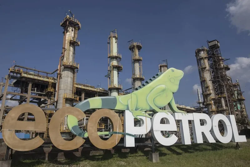 Procuraduría Freezes the SIC Fine Against Ecopetrol Hours Before Colombia’s Handover