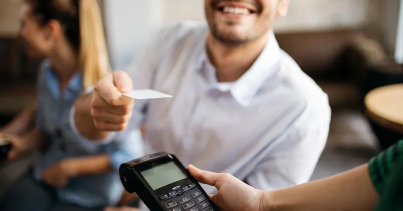 Splitting expenses? Here's the best way to talk about money with your friends