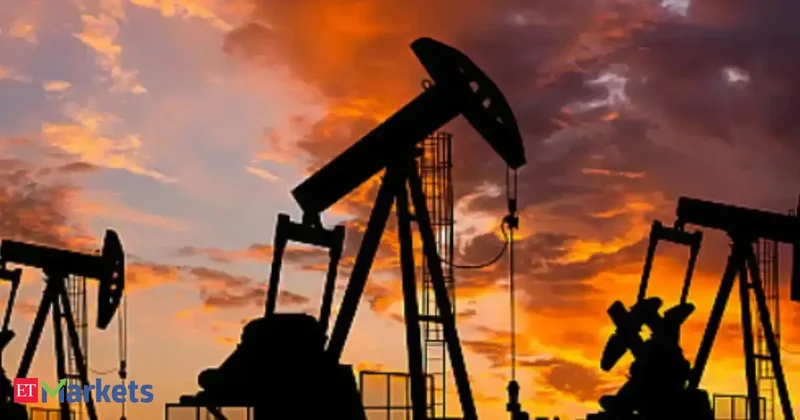 Oil rises on uncertainty over reopening of Hormuz