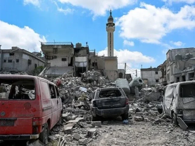 Israeli airstrike kills 7, injures 3 in southern Lebanon despite ceasefire