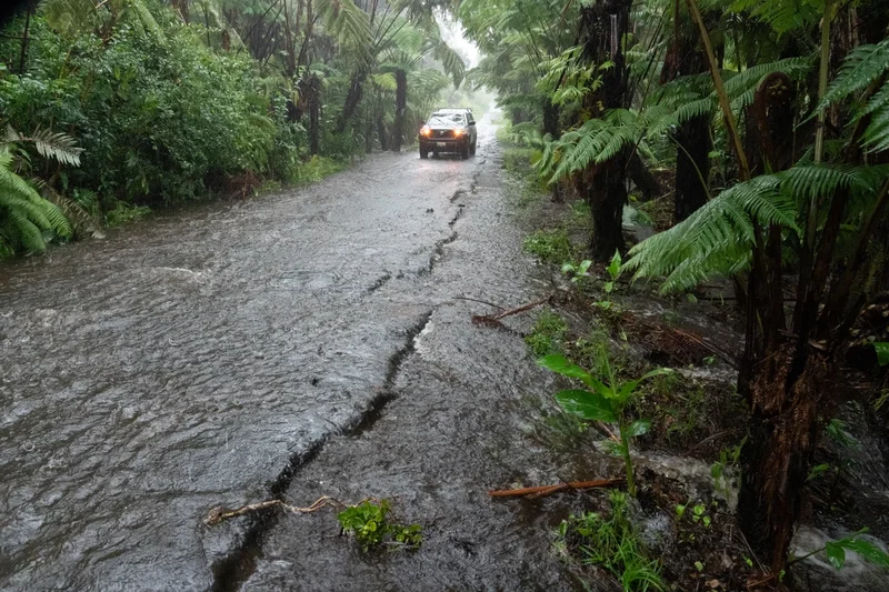 Hurricane Lala leaves one dead as ‘enormous storm’ brings powerful winds and heavy flooding to Hawaii