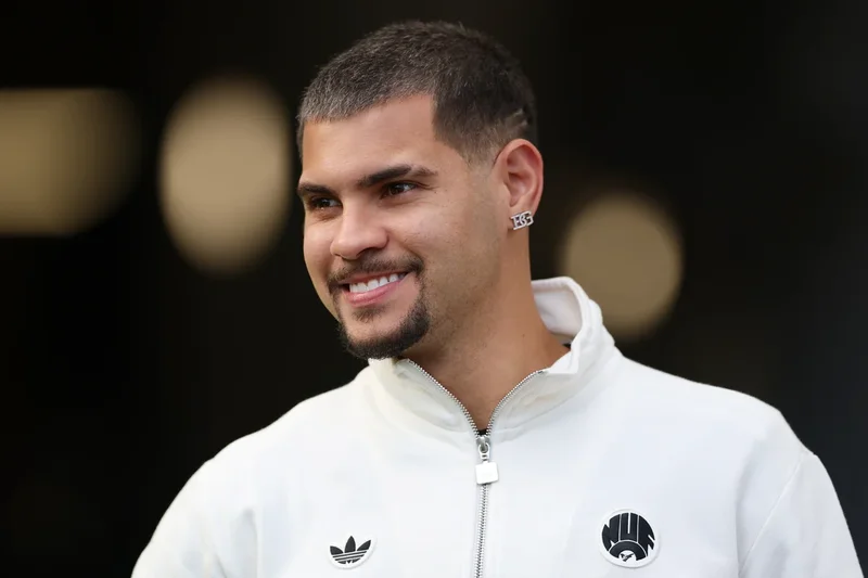 Transfer news LIVE: Guimaraes set for medical, Arsenal close in on Vinicius Jr deal, Man Utd target left-back