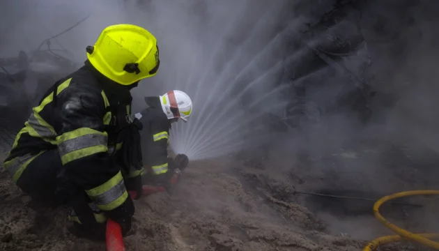 UAV debris falls on non-residential building grounds in Kyiv, causing fire