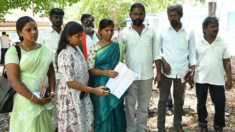 Father of custodial death victim petitions Collector demanding charge sheet copy