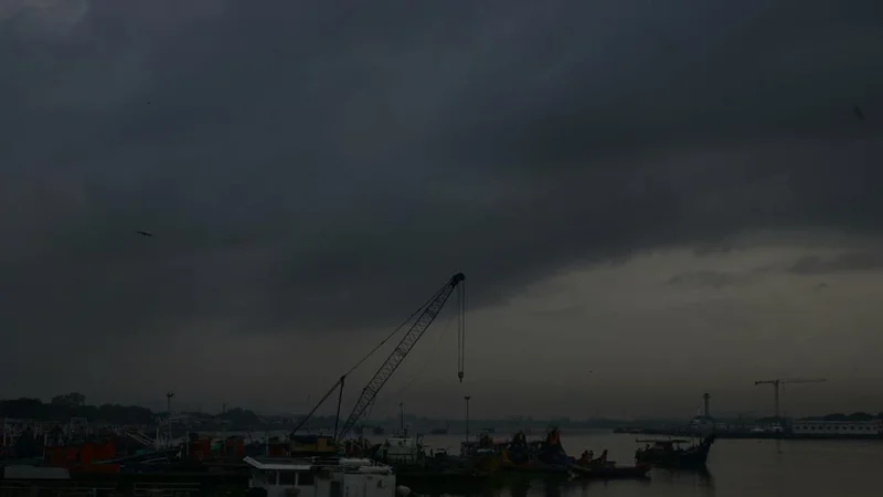 Kerala rains: IMD issues red alert for eight districts on August 4