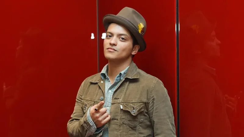 Bruno Mars Ties One Of The Top R&B Artists Of All Time