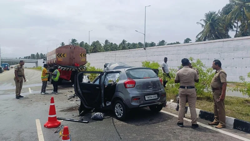 5 persons killed as car rams parked water tanker near Pollachi