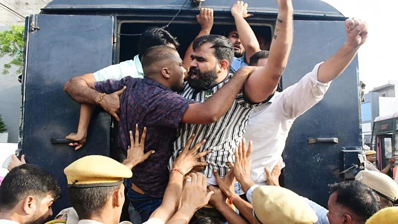 CJP protest: SC clarifies States can withdraw FIRs against students in accordance with law