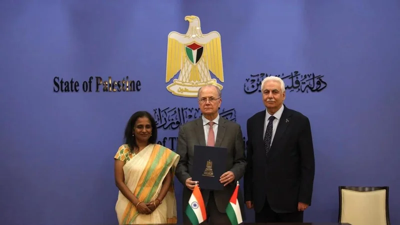 India to build hospital in West Bank; seeks to deploy field hospital in Gaza