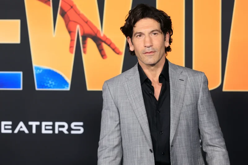 Jon Bernthal claims fear of pit bulls is ‘dog racism’