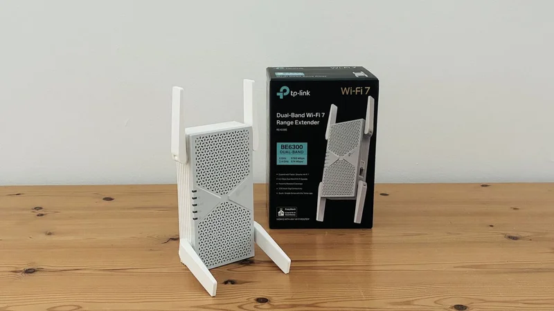 TP-Link BE6300 Dual-Band Wi-Fi 7 Range Extender (RE403BE): a fast and easy-to-use device for boosting your Wi-Fi range