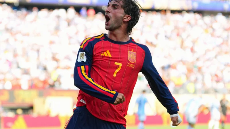 Spain's World Cup final hero Ferran Torres closes in on PSG transfer
