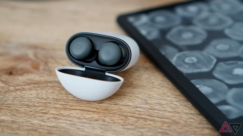 Google keeps the Pixel Buds Pro 2 around with fresh features and a $40 discount