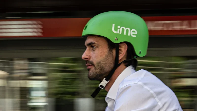Answer in 10 seconds or lose your fleet: The e-bike row dividing Yarra