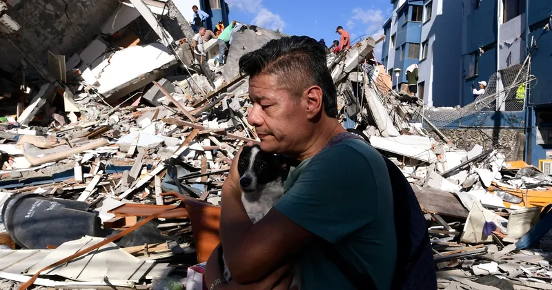 They've survived 2 major earthquakes in Colombia: "A sense of powerlessness"
