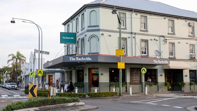 Billionaire hotelier Hemmes pockets another pub, shelling out $50m for Sackville hotel