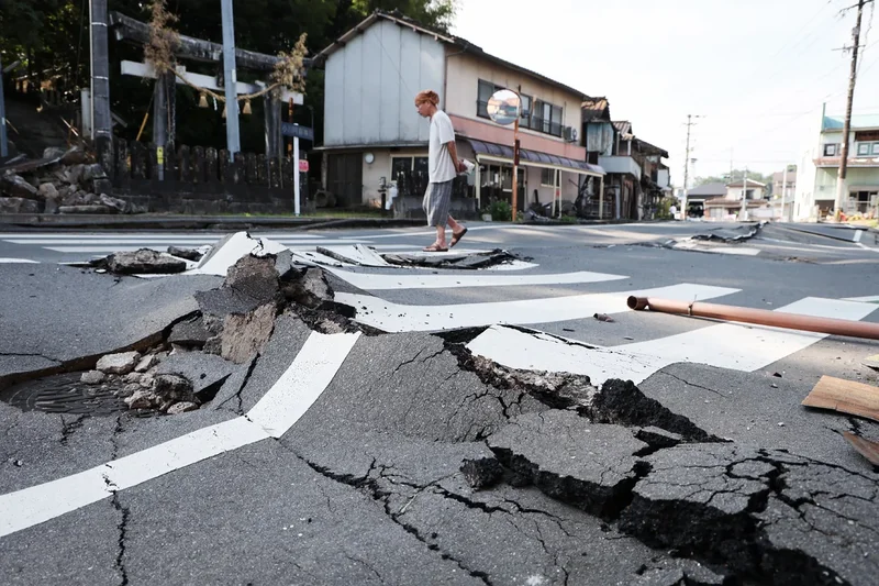 Woman dies of heatstroke after Japan earthquake as death toll climbs to 38