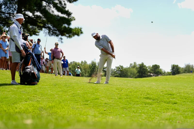 Scottie Scheffler with a 68 builds a two-shot lead over Sam Burns and Sungjae Im in Memphis