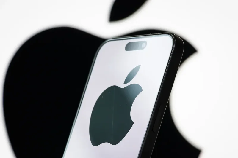 Apple in talks to pay publishers to provide Siri with current news: report