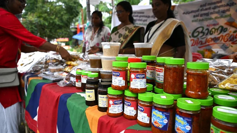 Ernakulam District Kudumbashree Mission eyeing return of ₹4 crore from its 250 Onam fairs